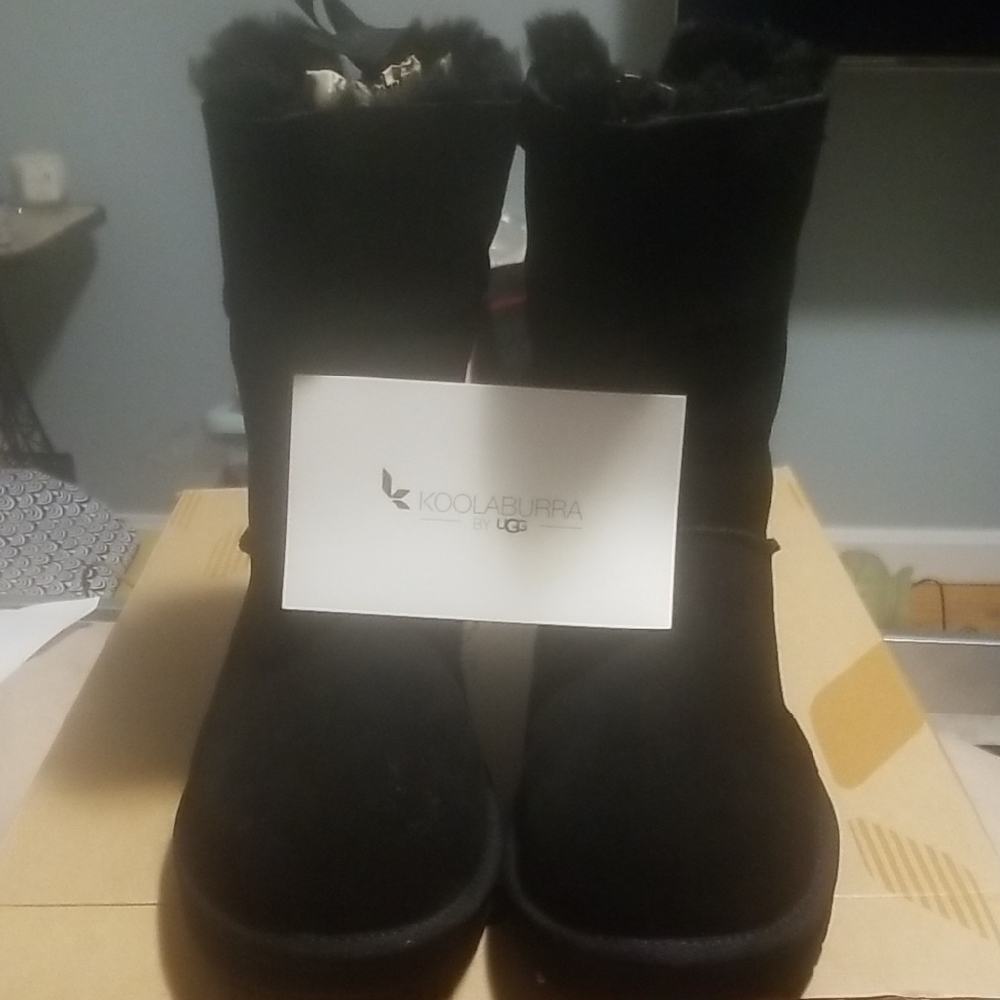 Brand New!!Koolaburra By Uggs Black Winter Boots Cozy Suede Style.
